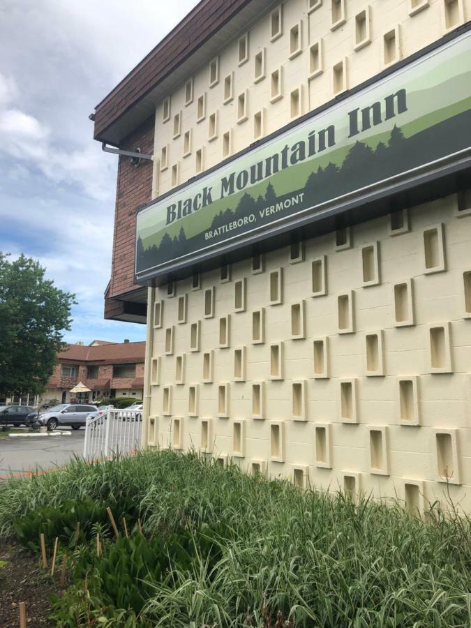 The Black Mountain Inn Brattleboro Exterior foto